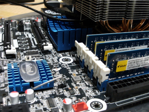 メモリとグラボ