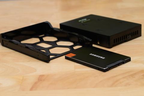 Samsung SSDでドーピング