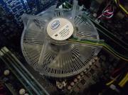 CPU2:E94316-001「Foxconn製」、回転数は1000rpm~3000rpm