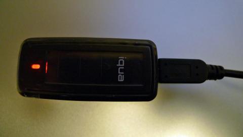 USBケーブルを挿したところ