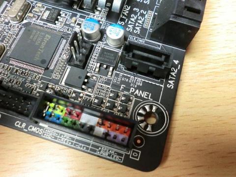 スイッチ類のコネクタ周り