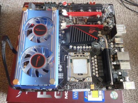 Rampage Ⅲ GENE メモリクーラー付