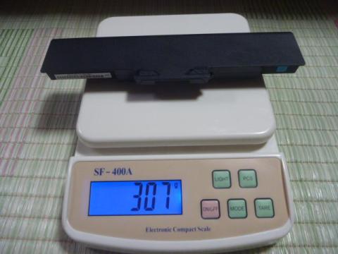 バッテリ重量