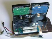 パーツをアルミ板にネジ止め