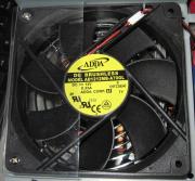 SS500W/85+ ファン