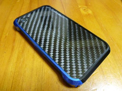 カーボンバックプレート