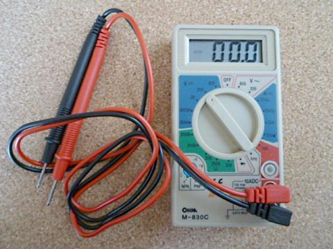 デジタルマルチテスター