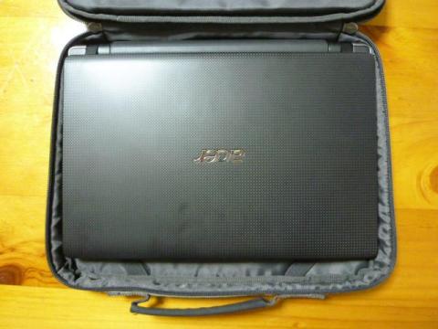 Aspire AS1830Zがピッタリサイズ