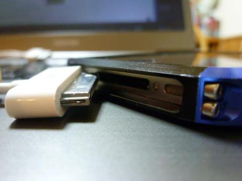 純正よりも、少し厚かった・・・orz