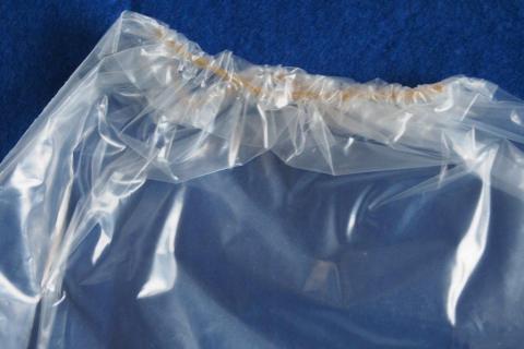 ゴム入りで簡単装着