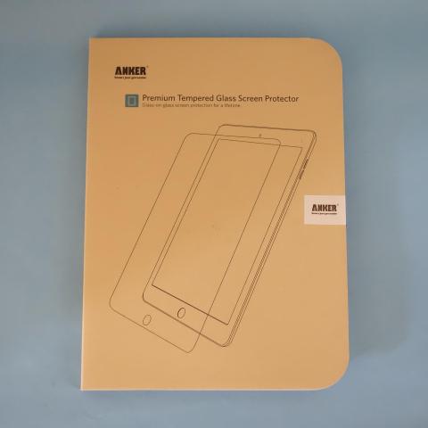 Anker製 強化ガラス液晶保護フィルム