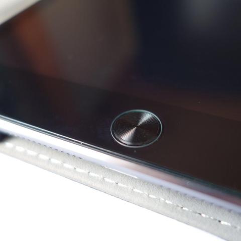 アルミならではの存在感がある