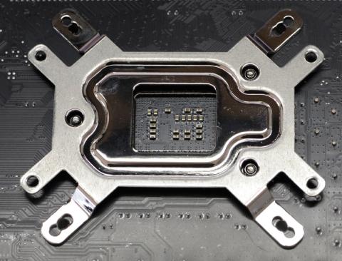 バックプレート