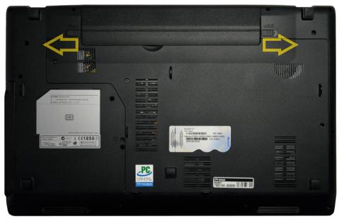 バッテリーの取り外し