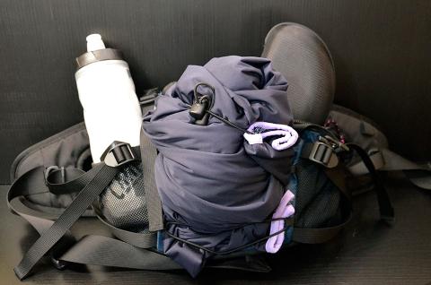 ボトルにウインドブレーカー、さらには5リットルの収納も!