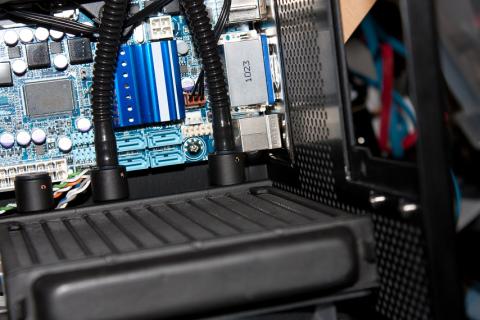 当たるっ!隠れるっ!