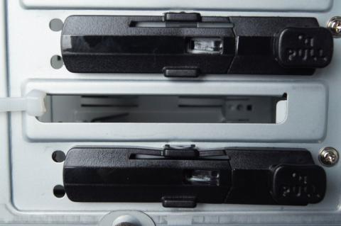 下のパーツがゆがんでしまっていた…