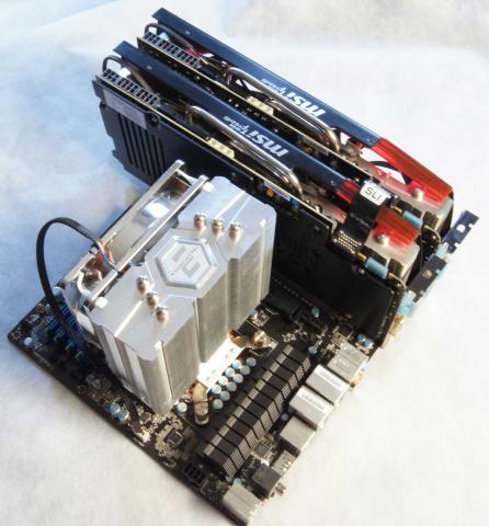 P55 SLIだとSLI間に空きが無い