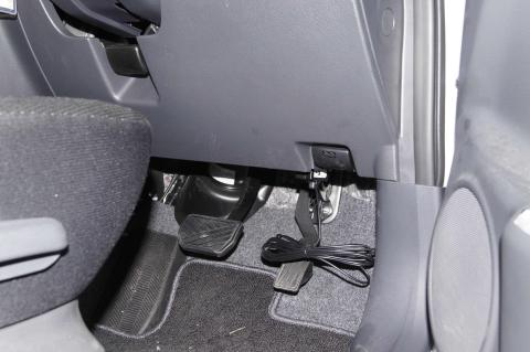 ケーブルを這わせれば…