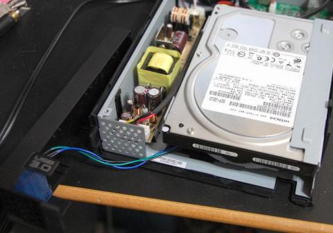 フロントパネルの取り外し