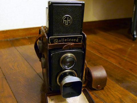 Walzの角形フードを装着。ノスタルジックな佇まい