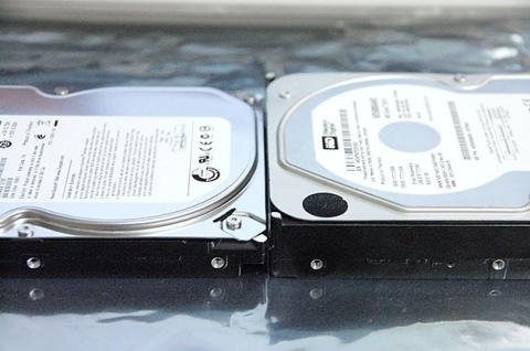 ST3500418ASの厚さ