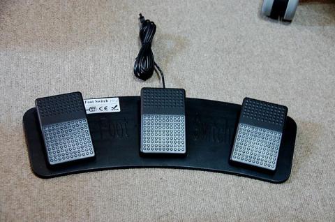 フットスイッチ本体