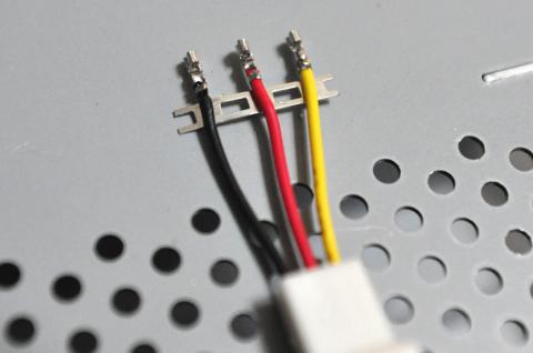 コネクタのハンダ付け