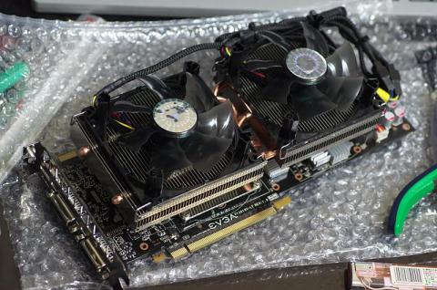 Enermax UCTB9Pを装着