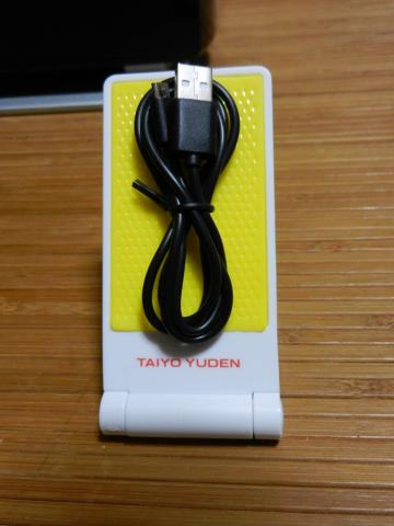 USBケーブルはダンボーカラーではなく一般的なもの