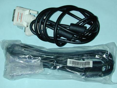 ディスプレイケーブル