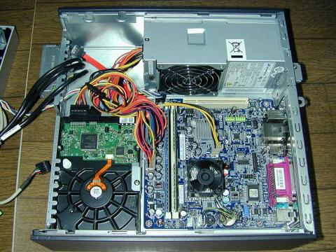 マウンタとケーブル類を外す