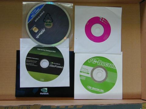 ドライバ、アプリケーションCDROM