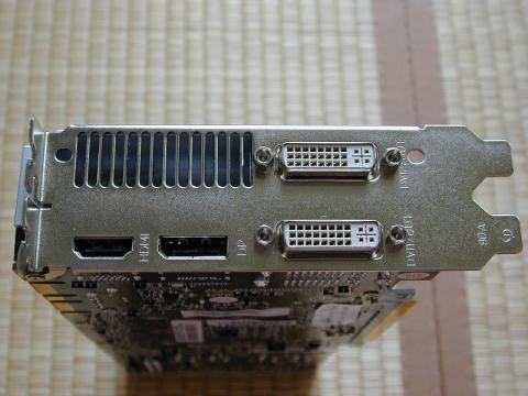 このカードはバランスが良く、立てられます(^^;