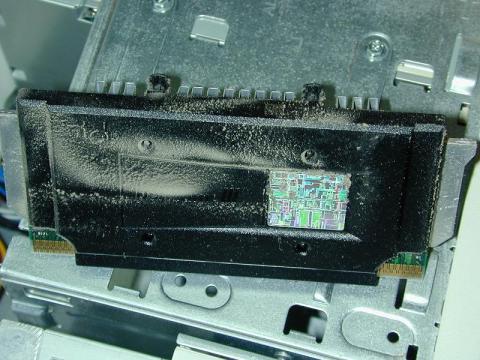 遺跡から発掘されたPenⅢ・・・