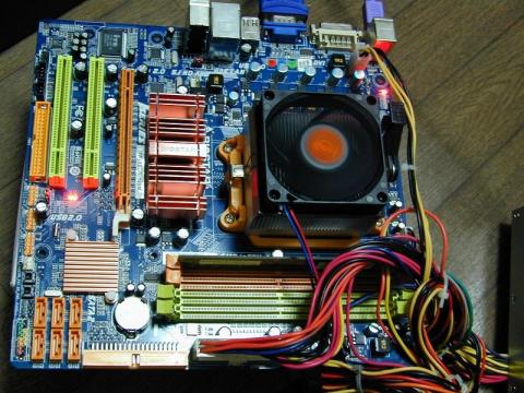 電源投入(`・ω・´) シャキーン