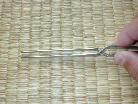 力を加えると、先が開きます(゚ω゚)