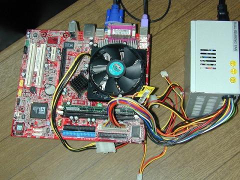 生け贄付き、火入れの儀式