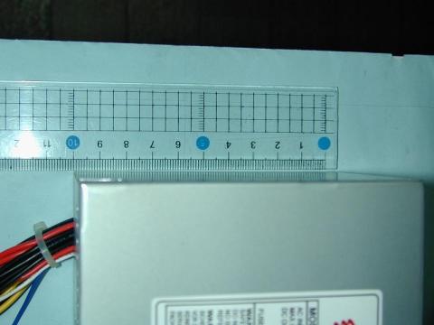 奥行わずか10cm(;=゚ω゚)=333