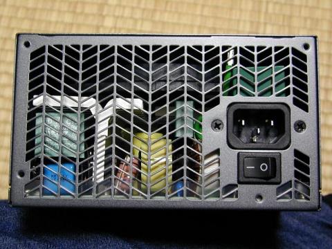 タス━━━━||Φ|(|゚|∀|゚|)|Φ||━━━━ケテ!!!!!!