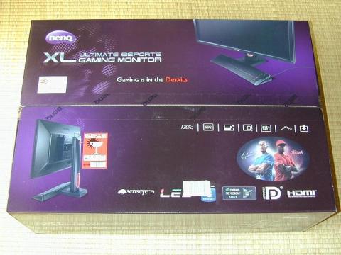 BenQは紫色がコーポレートカラーのようです