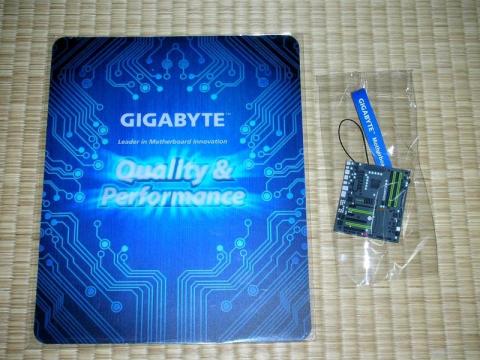 ストラップは商品として売れるレベルだと思います(;=゚ω゚)=333