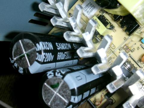 AC平滑用電解コンデンサ