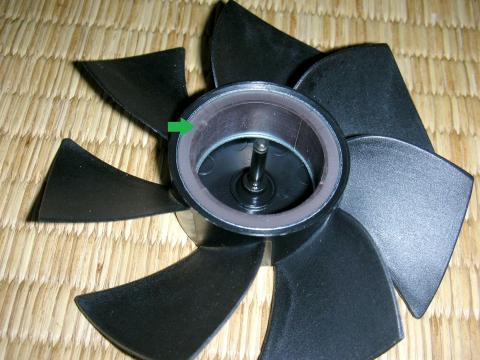 磁石に凸部分が・・・