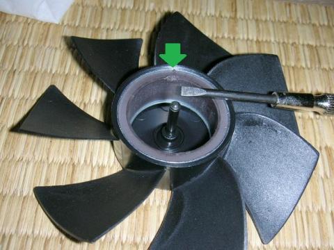 この磁石、脆すぎる・・・