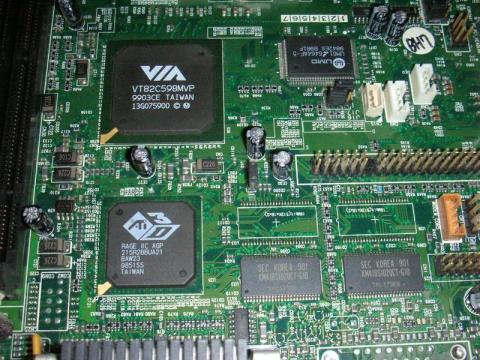 懐かしすぎるATi RAGEⅡc!