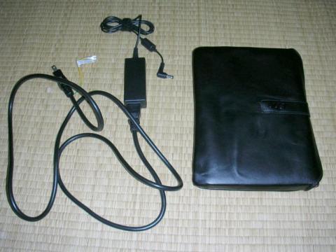 あくまで、本体の傷防止用か・・・