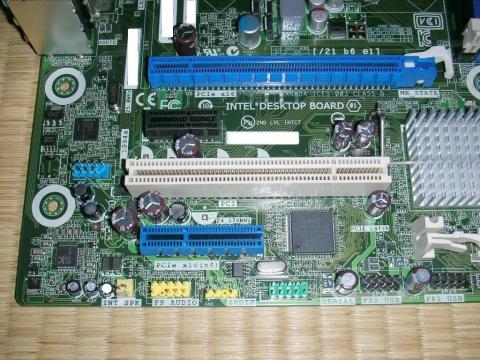 多様な拡張スロット(;=゚ω゚)=333