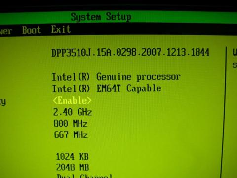 型番は表示されず