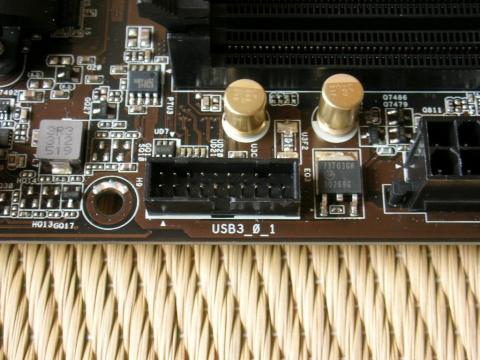 未だに使ったことが無いUSB3.0ヘッダ